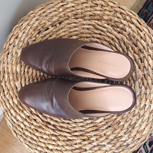 G.H. BASS & CO. Womens Chocolate Brown Leather Mules 2" Heels Sz. 8 - Picture 6 of 8